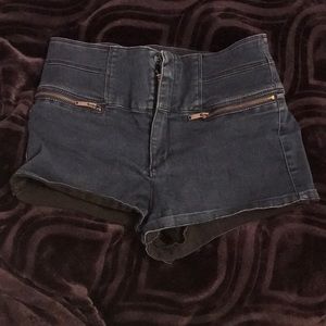 BLUE JEAN SHORTS ☀️